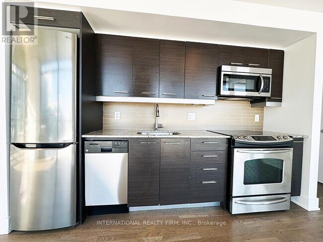 Photo - 630 Queen St E Unit 508