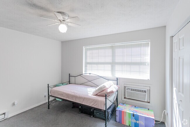 Studio - 320SF