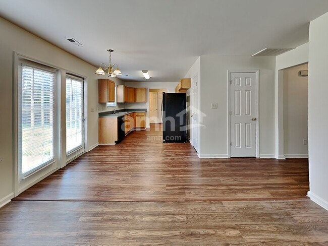 Photo - 1749 E Ridge Heights Dr