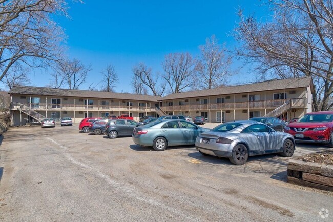 Building Photo - 740 Michael St Unit 6 Rental