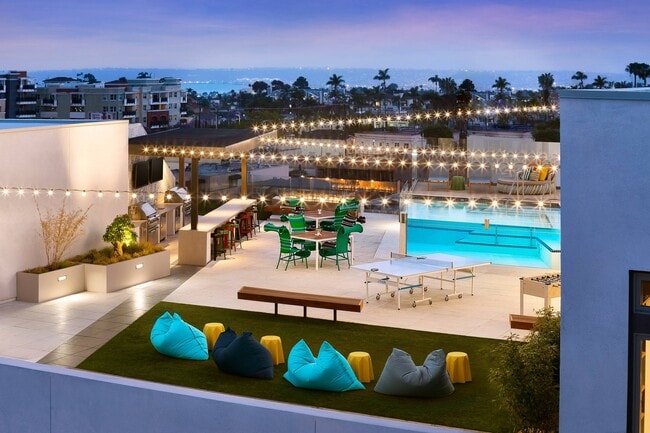 Rooftop Lounge twilight (018) 5318 LM - MoDE