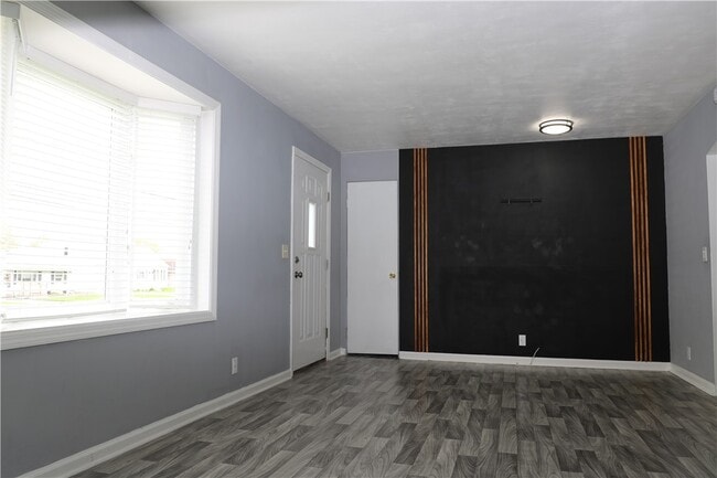 Photo - 175 English Rd