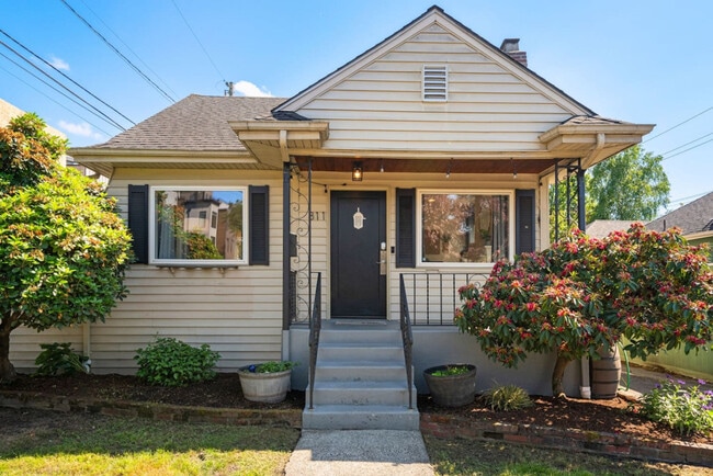 Photo - 811 NE 63rd St Unit ID1237083P