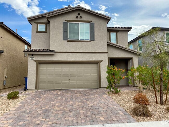 Building Photo - 4/BD 3/BA Sleek, Spacious & Designed to Im... Rental