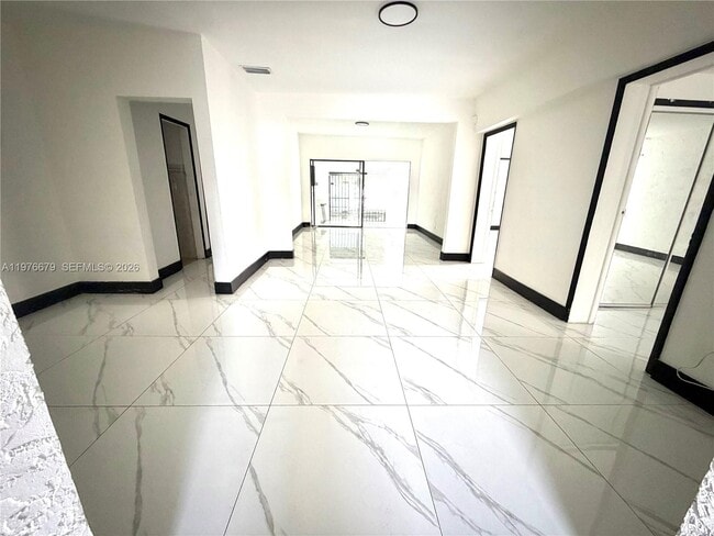 Photo - 18041 NW 3rd Ave