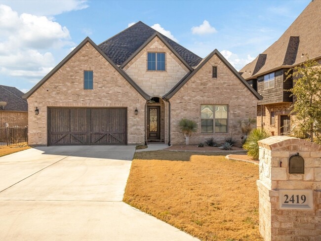 Photo - 2419 Portwood Way