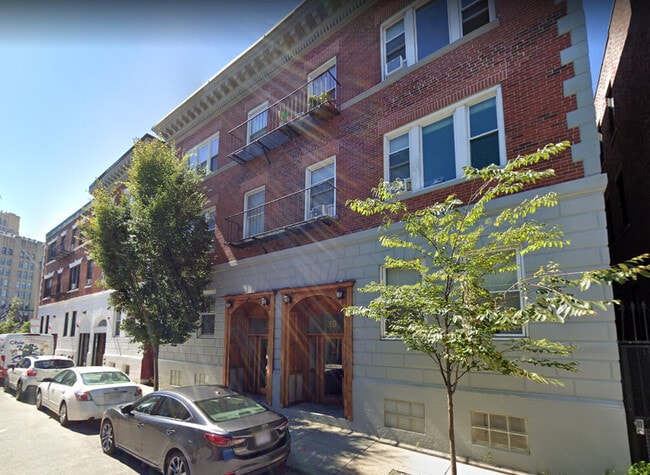 Photo - 16 Aberdeen St