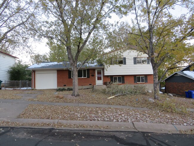 Cozy 4-Bedroom Home in Central Colorado Sp... - Cozy 4-Bedroom Home in Central Colorado Sp...