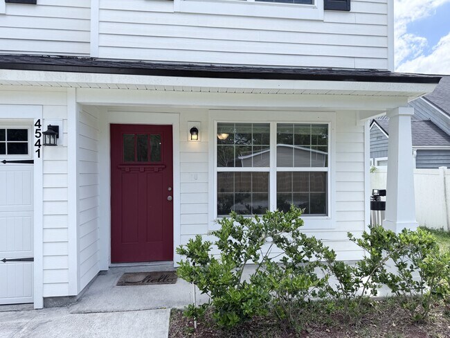 Photo - 4541 Cambria St