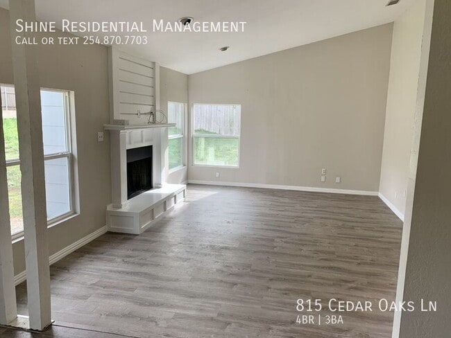 Photo - 815 Cedar Oaks Ln