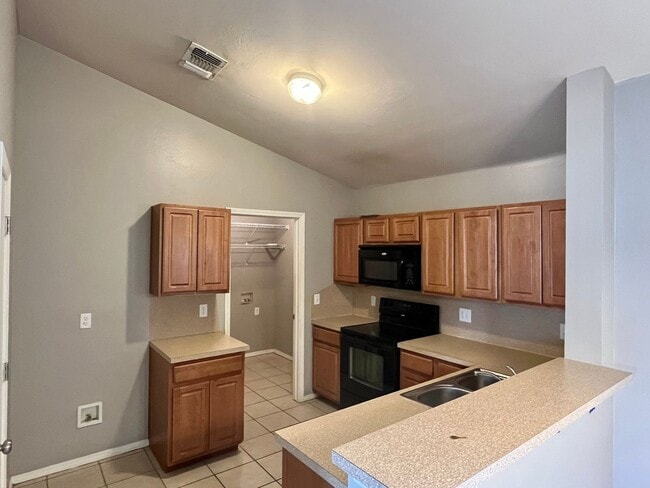 Photo - Cute 3 Bed, 2 Bath In Deer Creek Schools