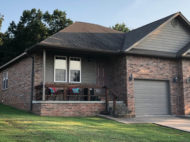 Unidad n.º 1 - 610 Rolling Hills Dr