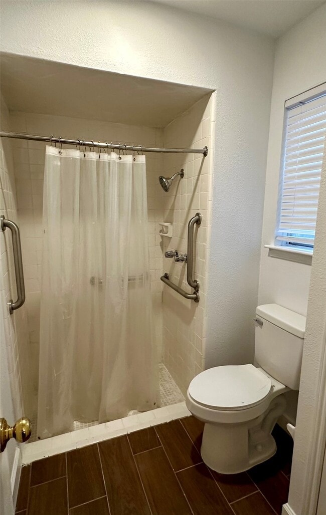 Photo - 16218 Cavendish Dr