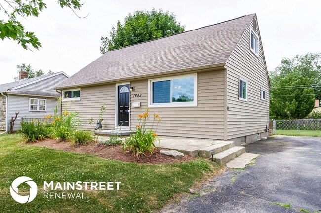 Photo - 1689 Geraldine Ave