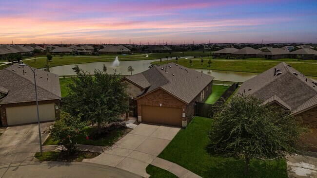 Building Photo - 23607 Legano Dr