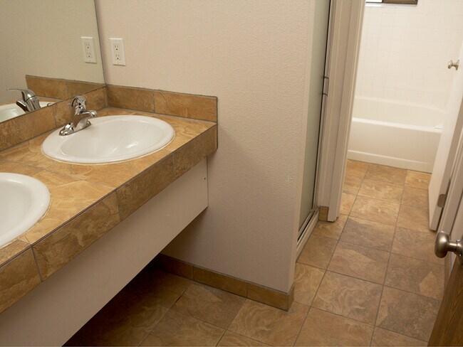 Photo - Sun Property