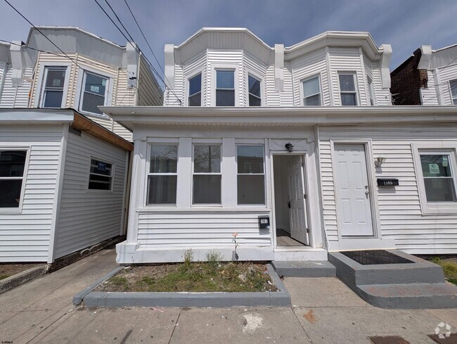 Building Photo - 1107 Adriatic Ave Rental