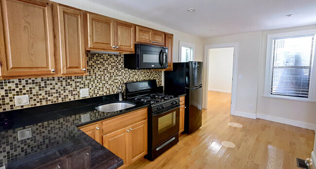 Building Photo - 61 Joy St Unit 1 Rental