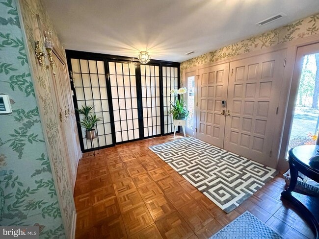 Photo - 600 Glenside Rd