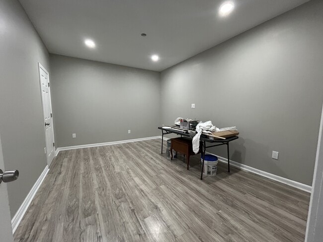 Photo - 541 Roseland Ave