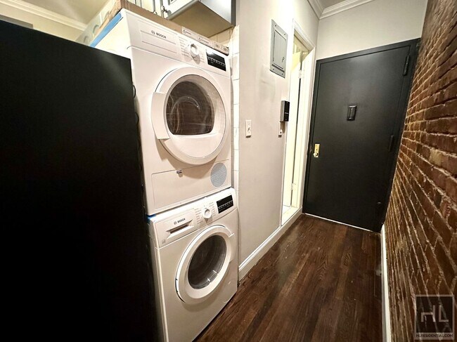 Photo - Tenth Avenue Unidad 3A