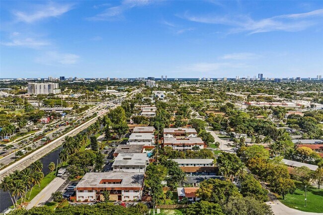 Photo - 329 SW 1st Ct Unidad 1