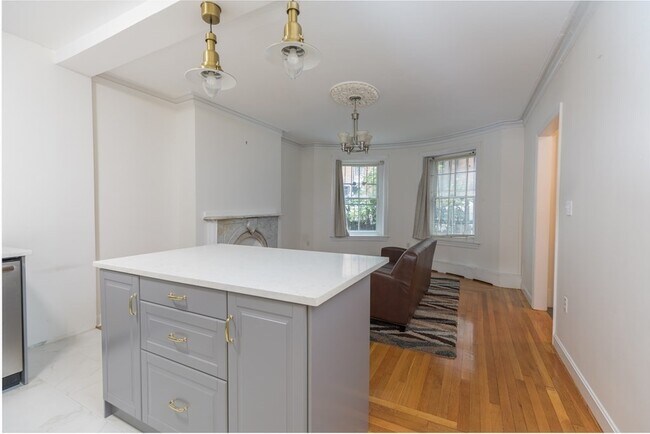 Photo - 87 Waltham St Unidad 1