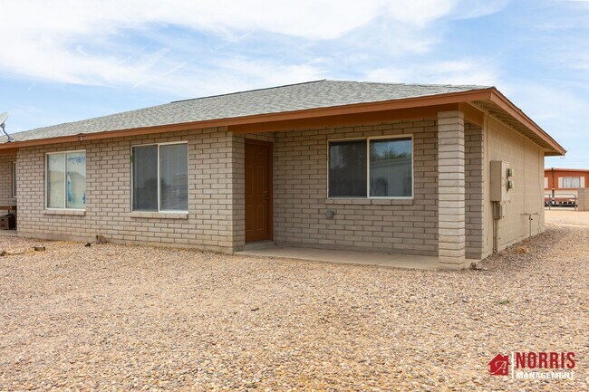 Photo - 9874 W Leander Dr Unidad #B (177)