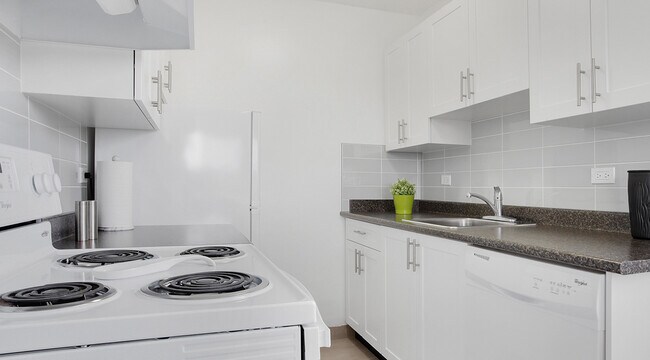 Photo - Central Towers