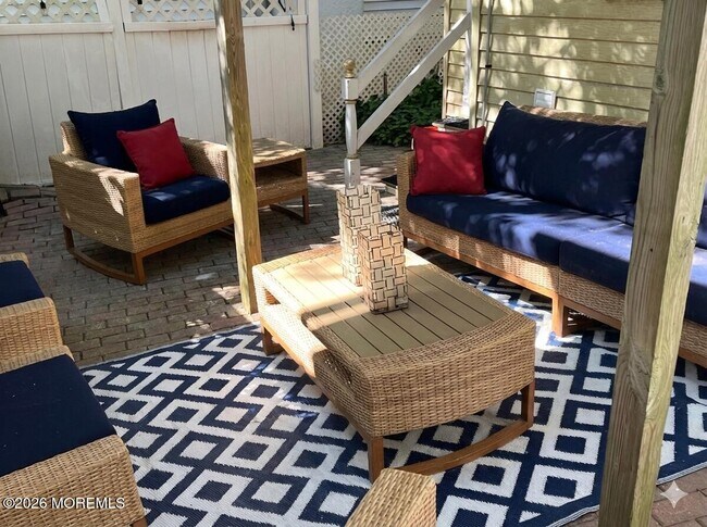 Photo - 74 Mt Hermon Way