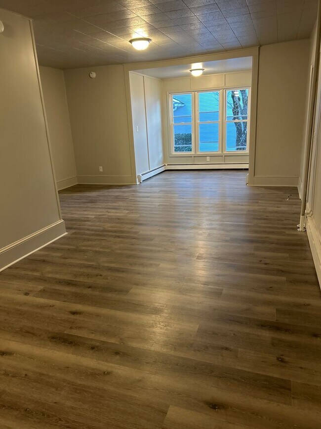 Photo - 3rd St 31-33 N Unit 3rd st 31-33 N Apt 1