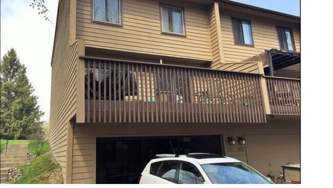 362 W Eagle Lake Dr