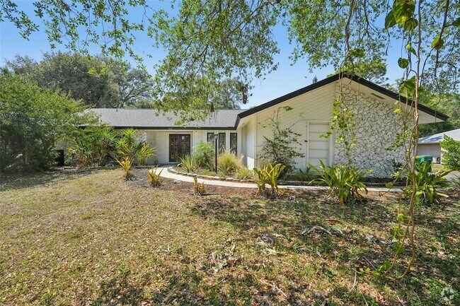 Building Photo - 155 Old Tamiami Trail Rental