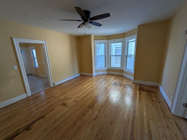 807-809 Dwight St - 807-809 Dwight St Apartment Unit 809 Dwight St