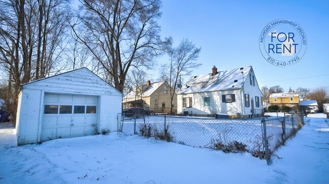 Photo - 301 Chandler Ave