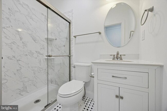 Photo - 322 Quarry Point Rd