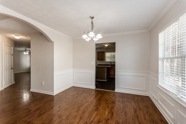 Photo - 3900 Georgia Dr