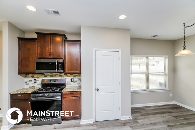Photo - 237 Arbor Dr