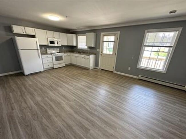 586 Main St Unit #5