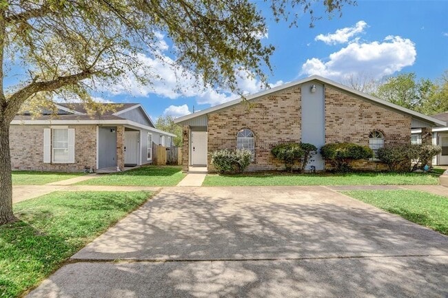 Photo - 3011 Taylor St