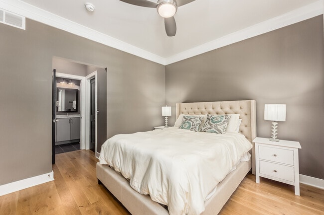 Photo - 1041 Harrison Park Pl