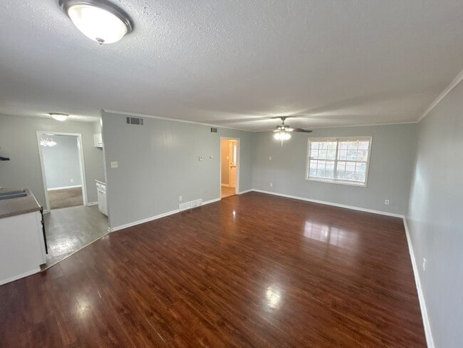 Photo - 5270 Algiers Dr