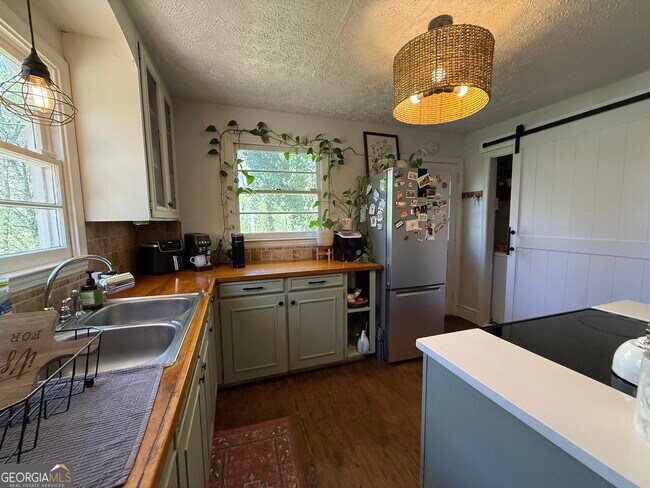 Photo - 199 Mimosa Dr