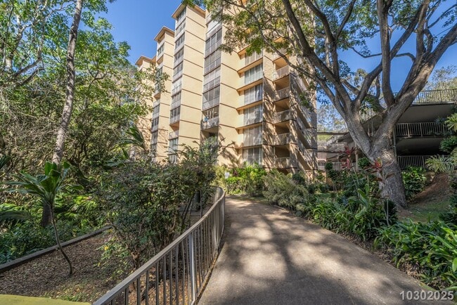 Building Photo - Pet Friendly 2-Bedroom, 1-Bath, 2-Parking ...