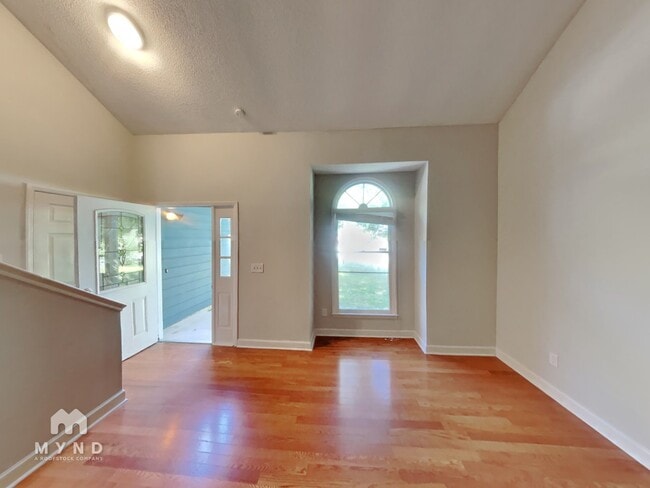 Photo - 3306 Woodland Park Rd