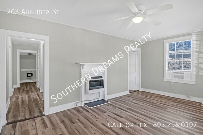 Photo - 203 Augusta St