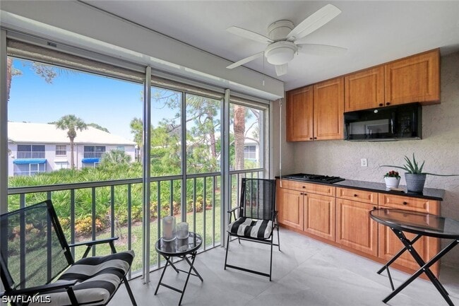 Building Photo - 881 Gulf Pavillion Dr Unit 201
