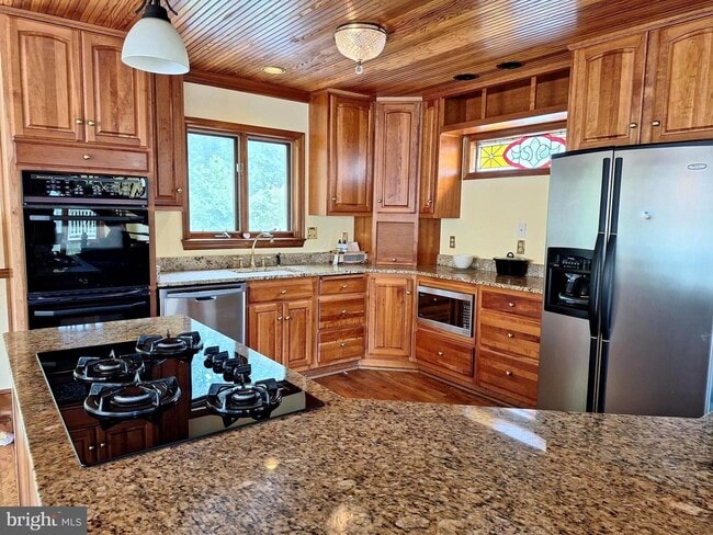 Photo - 9078 Knoll Run Ln