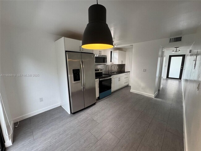 Photo - 3011 SW 1st Ave Unit 12