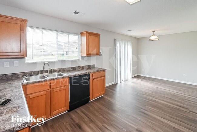 Photo - 4488 Oakden Ln.